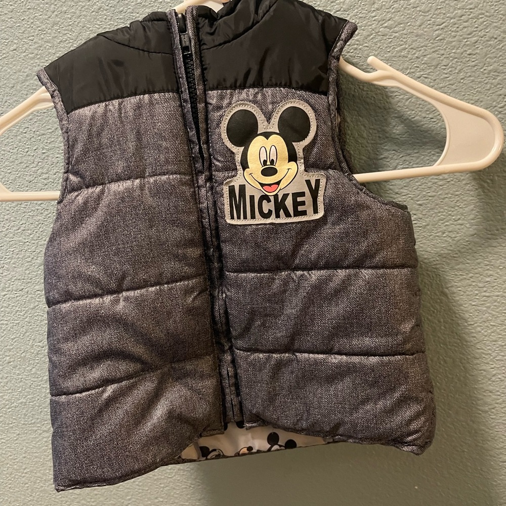18 months Mickey vest